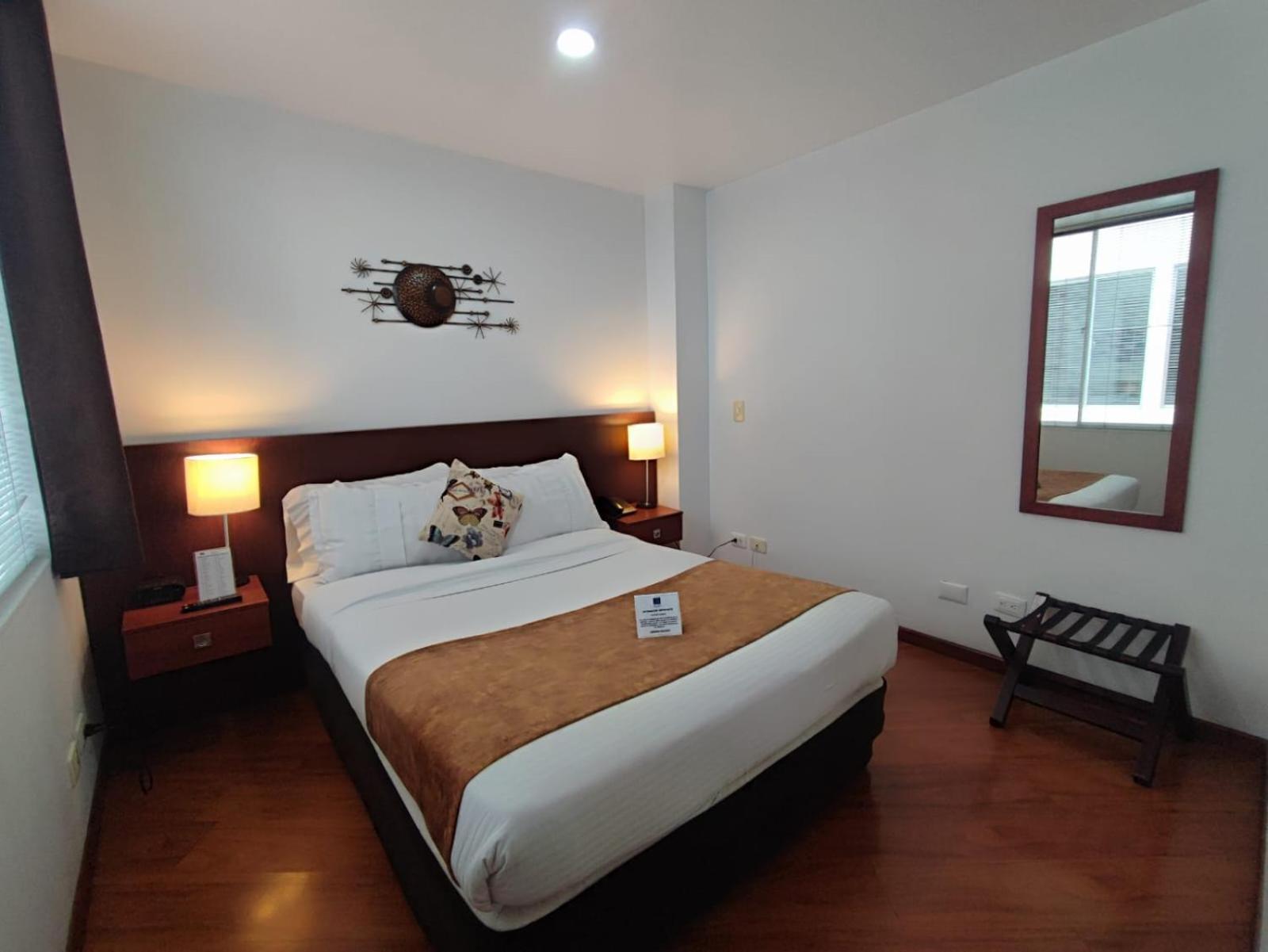 Hotel Casa Galvez มานิซาเลส ภายนอก รูปภาพ
